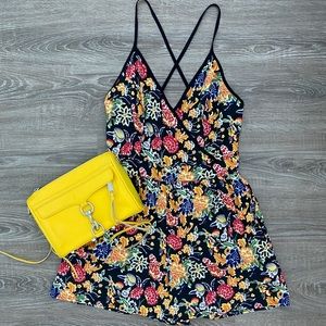 ❤️ Band of Gypsies Floral Romper Size Small NWOT